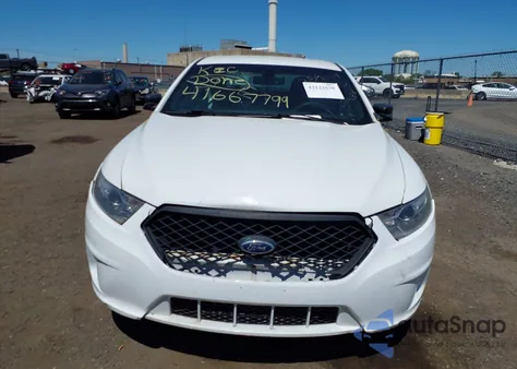 2017 Ford Police Interceptor из США, поврежденный, VIN 1FAHP2L80HG133846